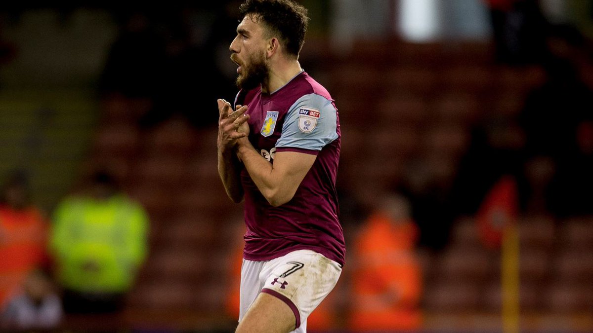 皮球略微越 皮球略微越